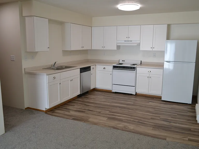 14995 Liston Ave — Photo 2
