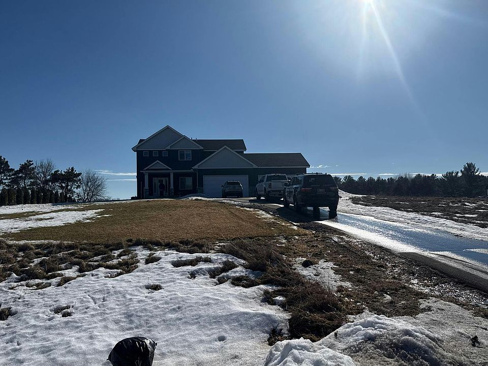 1st image of 1818 200th Ln NW