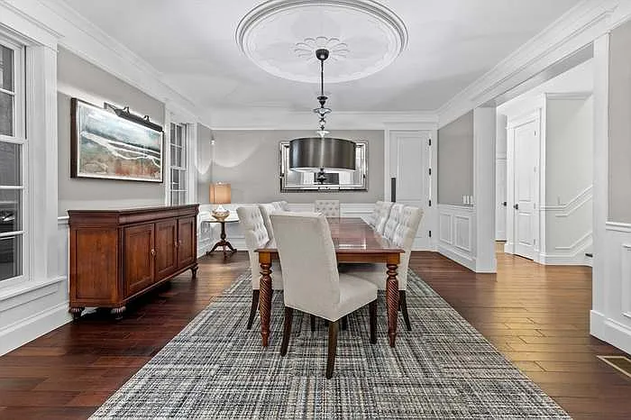 2 bed, 2.5 bath, $4,000 — Photo 3