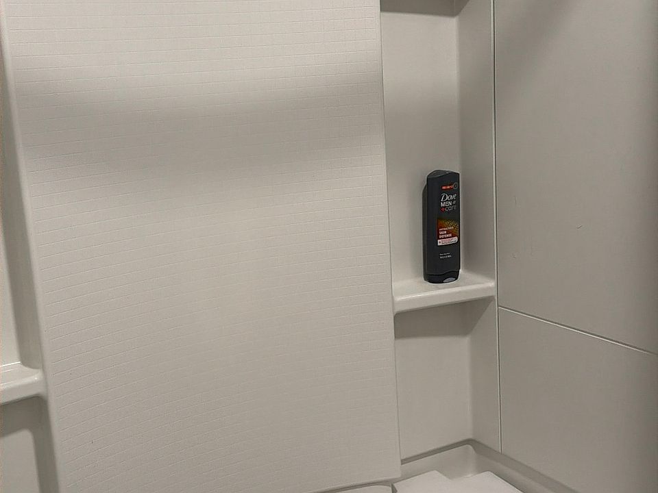 Seated shower