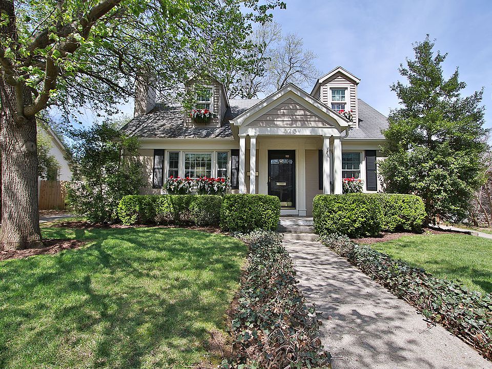 1st image of 423 Queensway Dr