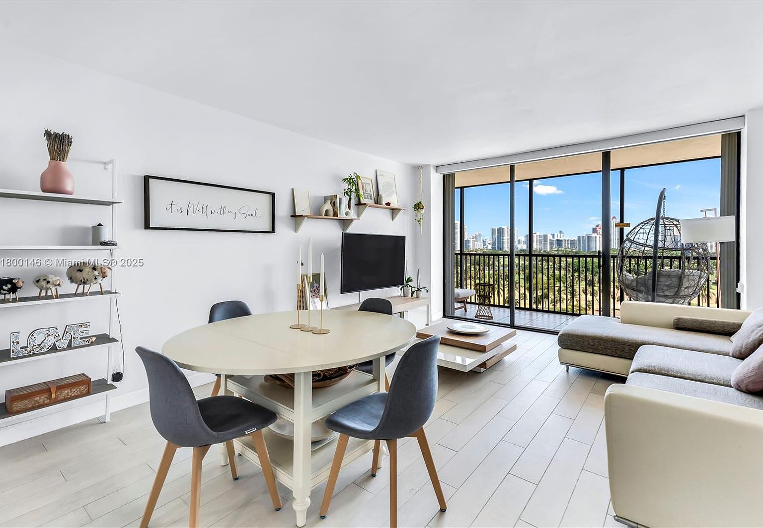 20379 W Country Club Dr APT 1237