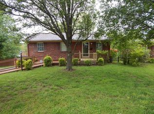 613 Mount Tabor Rd, Lexington, KY 40517