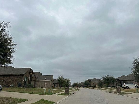 5th image of 1123 Crest Ridge Dr