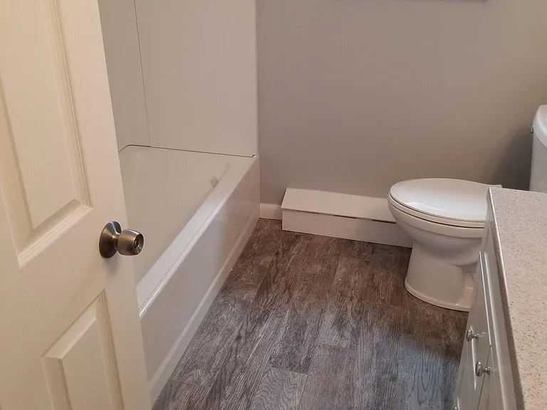 1220 Stoughton Ave — Photo 3