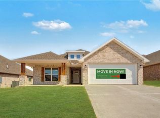 2610 Elstar Ct, Centerton, AR 72712
