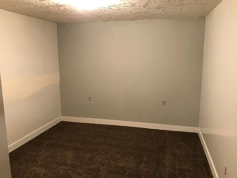 2818 S 450 W — Photo 12