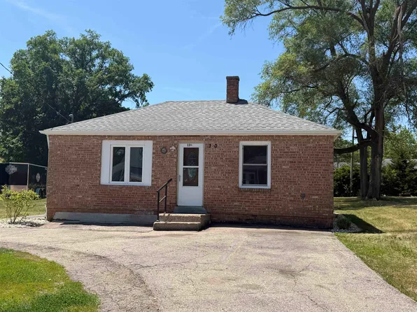 230 S Hackett St, South Beloit, IL 61080