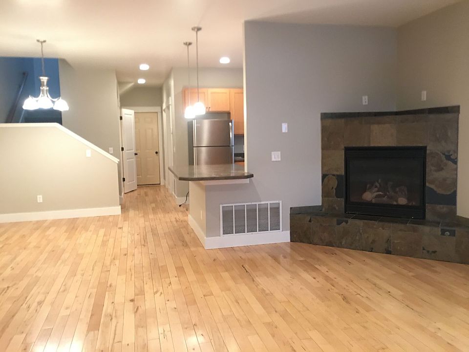 1st image of 374 Kimball Ave