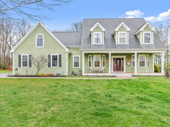 10 Arden Lane, Shelton, CT 06484