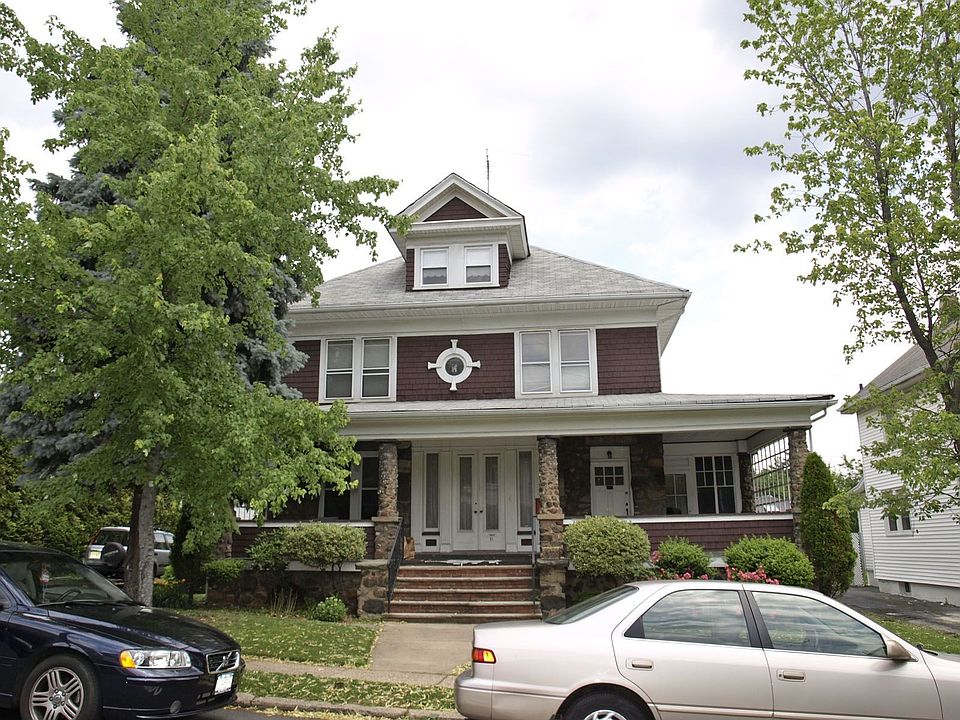 UPPER DONGAN HILLS