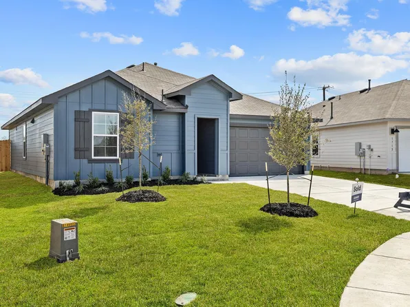 1702 Miller Ter, Lockhart, TX 78644