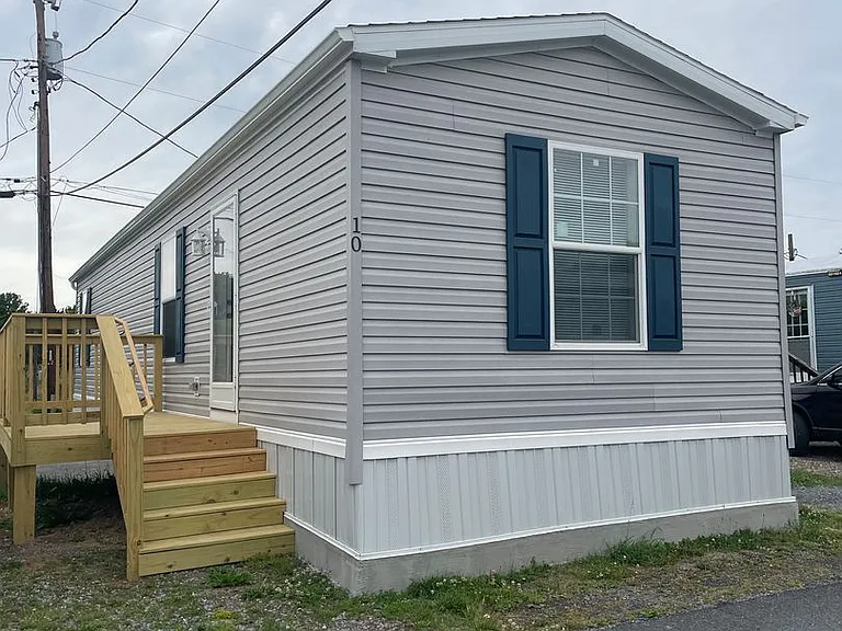 1405 Front Royal Pike — Photo 13