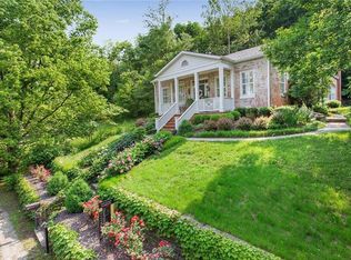 210 Welt St, Weston, MO 64098