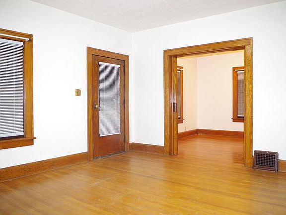 3rd image of 6312 Louisville St #Down
