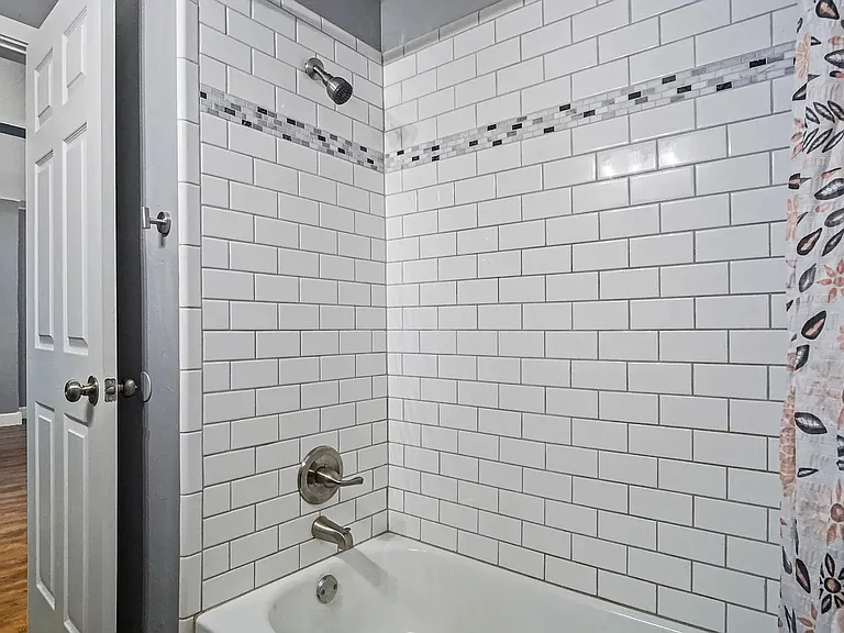 1704 Cairo Ave — Photo 21