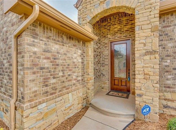 3rd image of 14416 Caledonia Way