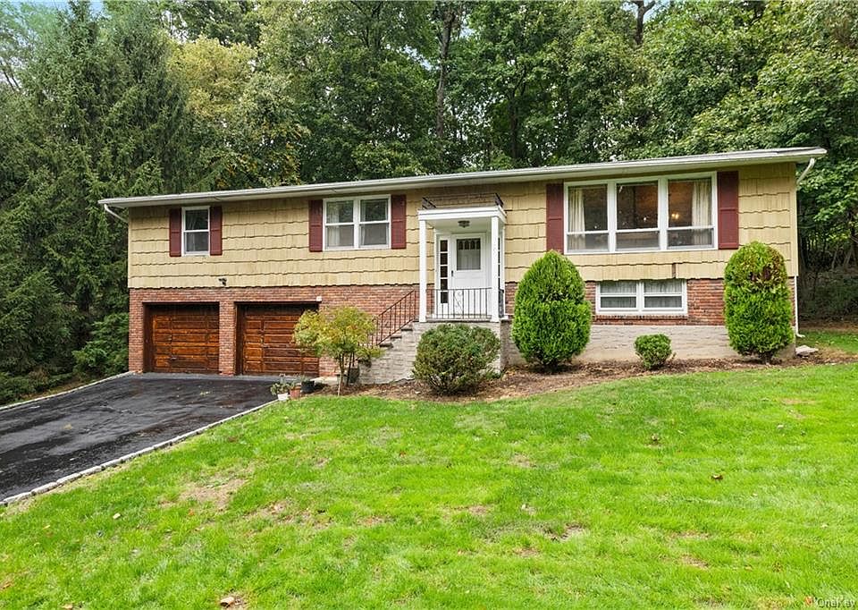 1st image of 44 Donald Dr