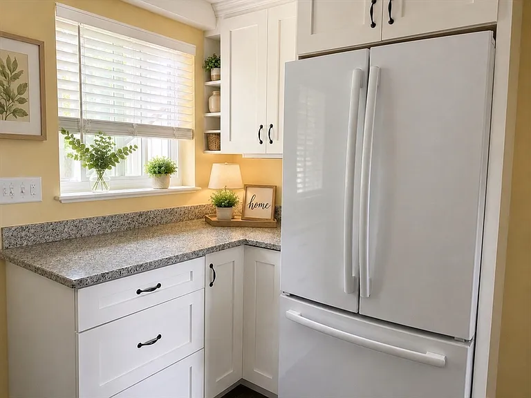 1179 Nantasket Ave #4 — Photo 4