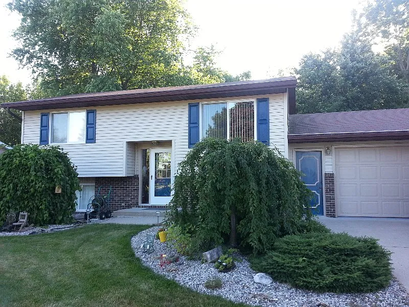 4688 Myra Lee Dr photo 1