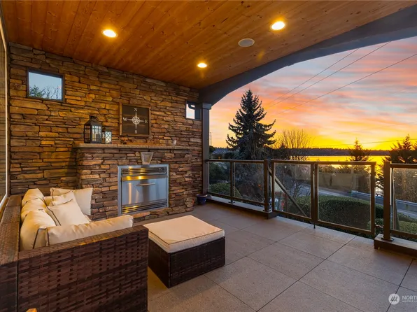 3318 Lake Washington Boulevard N, Renton, WA 98056