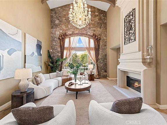 5th image of 3168 Roma Ct