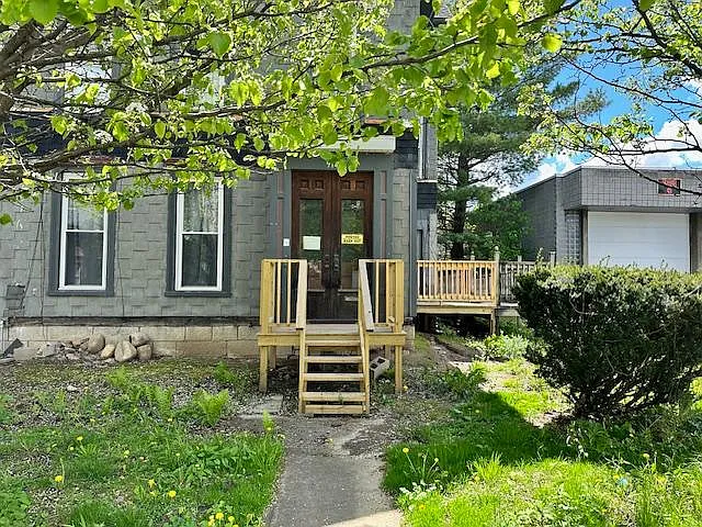 914 State St #3 — Photo 3