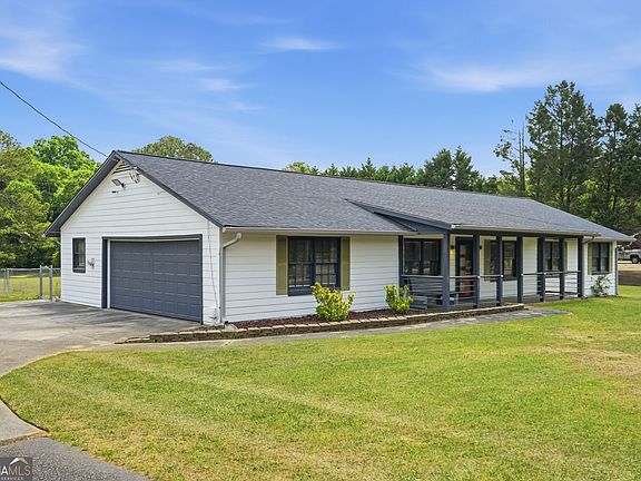 2nd image of 185 Deer Run Rd