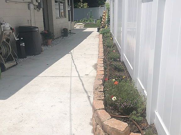3rd image of 5211 Montague Pl