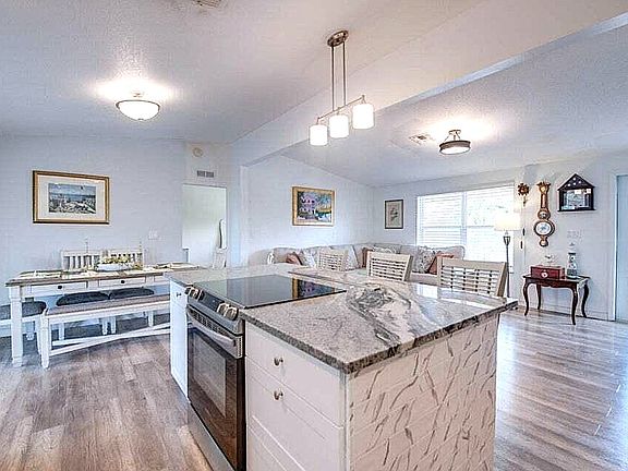 4th image of 27376 Tobago Ln