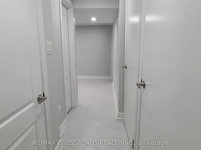 69 Bluebell Cres — Photo 8
