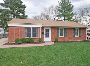 18 Highridge Dr, Loveland, OH 45140