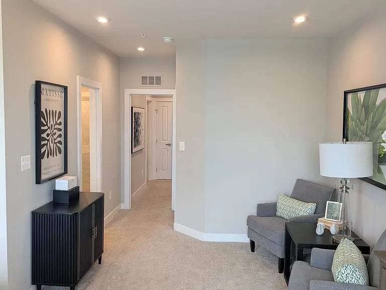 8048 Williamson Blvd — Photo 26