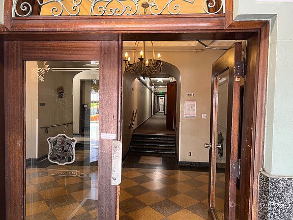 3rd image of 630B S Kenmore Ave #G608