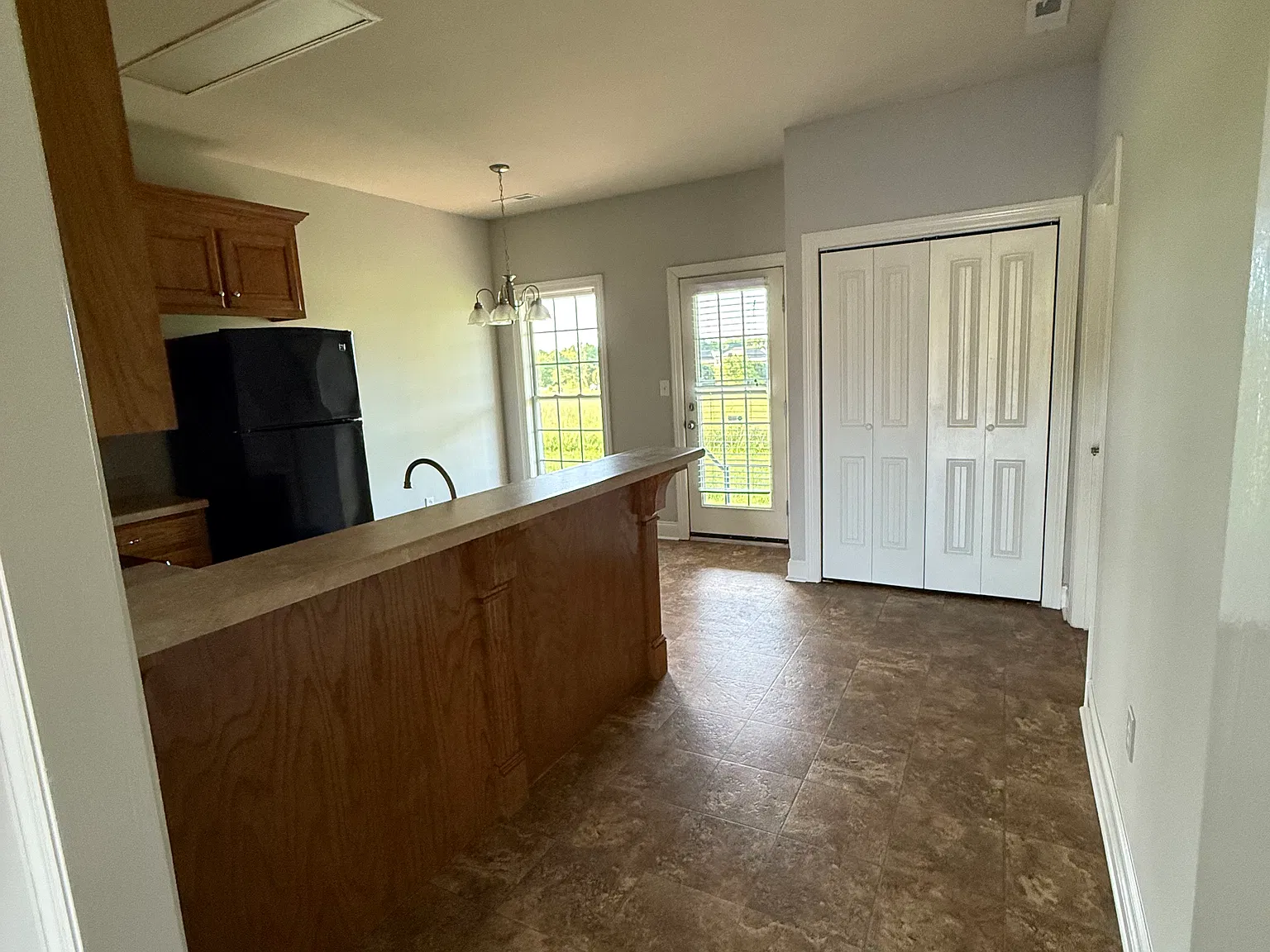 28128 State Line Rd E — Photo 4