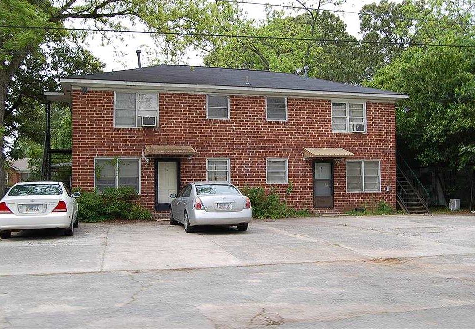 2nd image of 207 N 6th St