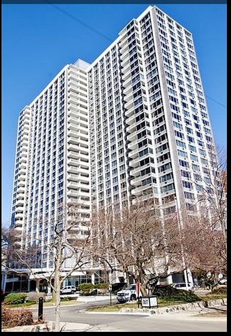 1st image of 4250 N Marine Dr APT 521