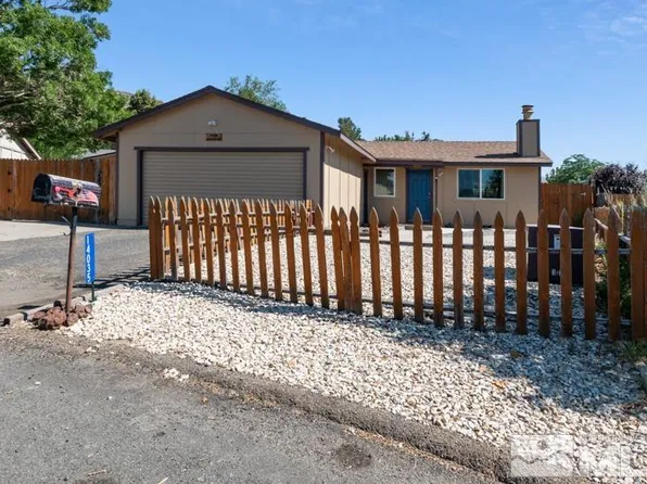 14035 Feldspar Ct, Reno, NV 89521