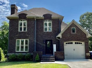 621 Country Club Rd, Albertville, AL 35951