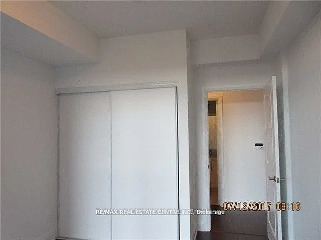 55 Speers Rd #402 — Photo 5