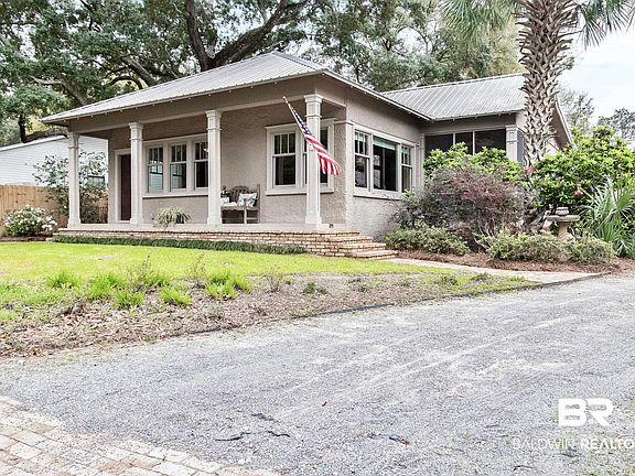 2nd image of 104 Cliff Dr