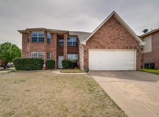 3466 Fossil Park Dr, Fort Worth, TX 76137