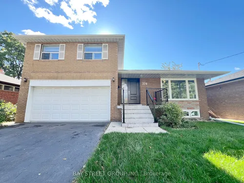 376 Burnhamthorpe Rd Photo 1