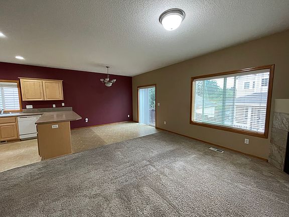 3rd image of 5702 NE 64th St