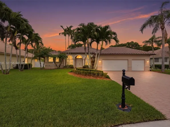 6113 NW 53rd Cir, Coral Springs, FL 33067