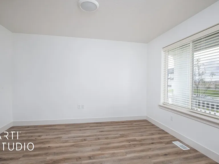 4678 Eyrie Peak Ln — Photo 21