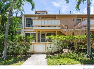 468 Mananai Pl #11V, Honolulu, HI 96818