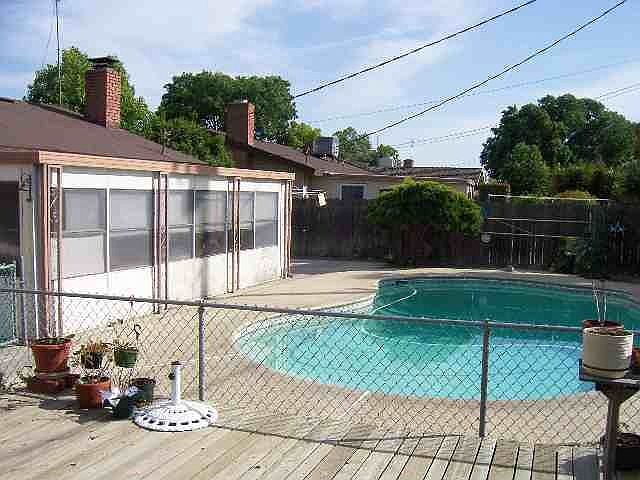 2nd image of 11602 Kay Ln