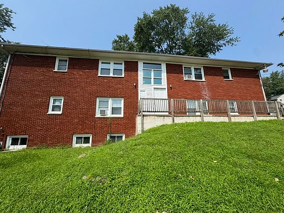2nd image of 1811 13th Ave APT 4