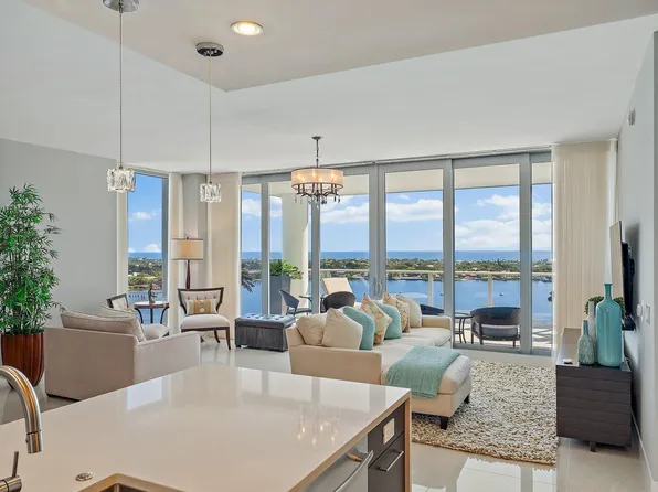 1 Water Club Way #1704, North Palm Beach, FL 33408